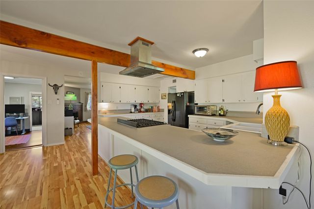 1722 Callejon Emilia, Santa Fe, NM 87501
