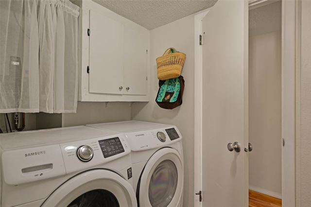 1722 Callejon Emilia, Santa Fe, NM 87501