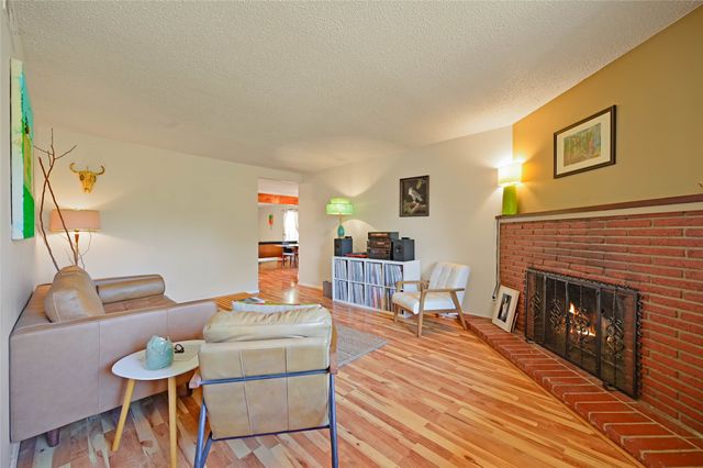 1722 Callejon Emilia, Santa Fe, NM 87501