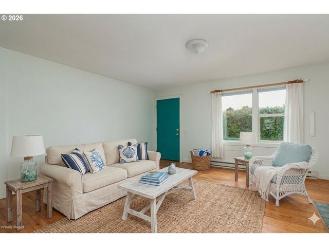 1236 Sw SEABROOK Ln, Waldport, OR 97394