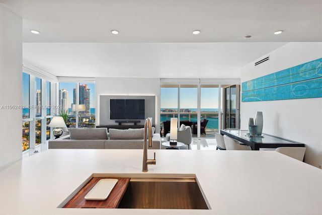 400 Alton Rd 1910, Miami Beach, FL 33139