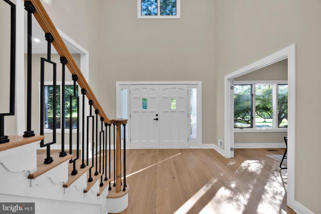 20901 MERLE DR, Gaithersburg, MD 20882