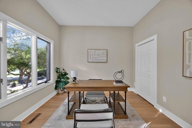 20901 MERLE DR, Gaithersburg, MD 20882