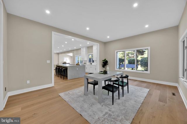 20901 MERLE DR, Gaithersburg, MD 20882