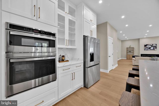 20901 MERLE DR, Gaithersburg, MD 20882