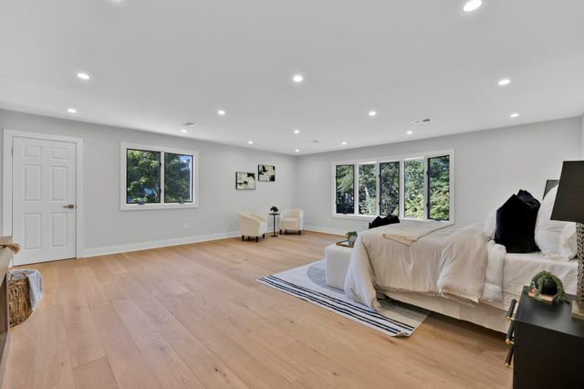 20901 MERLE DR, Gaithersburg, MD 20882