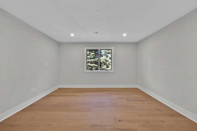 20901 MERLE DR, Gaithersburg, MD 20882