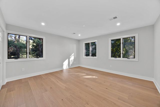 20901 MERLE DR, Gaithersburg, MD 20882