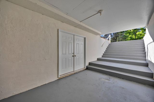 20901 MERLE DR, Gaithersburg, MD 20882