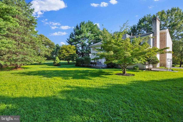 20901 MERLE DR, Gaithersburg, MD 20882