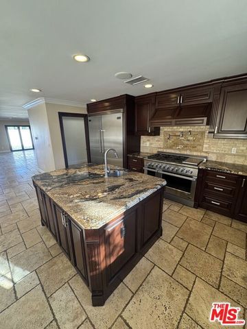 5515 Ruthwood Drive, Calabasas, CA 91302