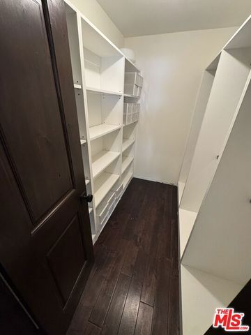 5515 Ruthwood Drive, Calabasas, CA 91302