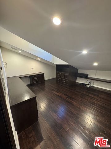 5515 Ruthwood Drive, Calabasas, CA 91302