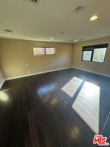 5515 Ruthwood Drive, Calabasas, CA 91302