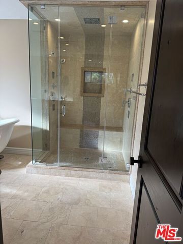 5515 Ruthwood Drive, Calabasas, CA 91302