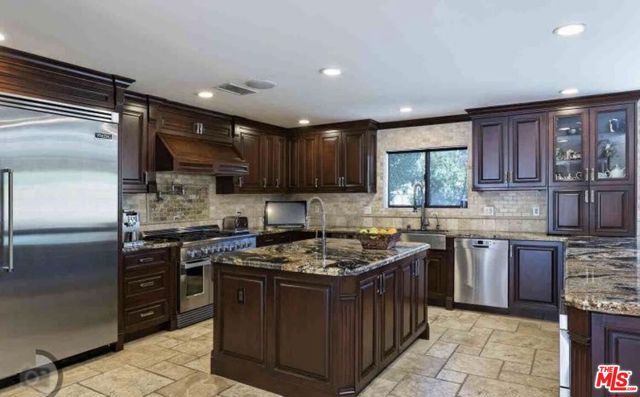 5515 Ruthwood Drive, Calabasas, CA 91302