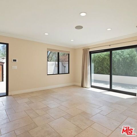 5515 Ruthwood Drive, Calabasas, CA 91302