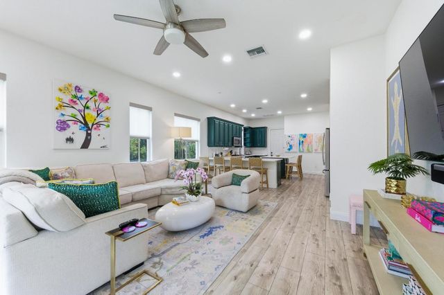 981 Mill Creek Drive, Palm Beach Gardens, FL 33410