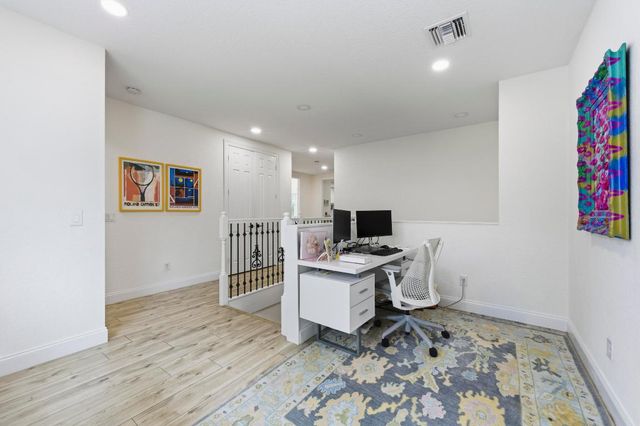 981 Mill Creek Drive, Palm Beach Gardens, FL 33410