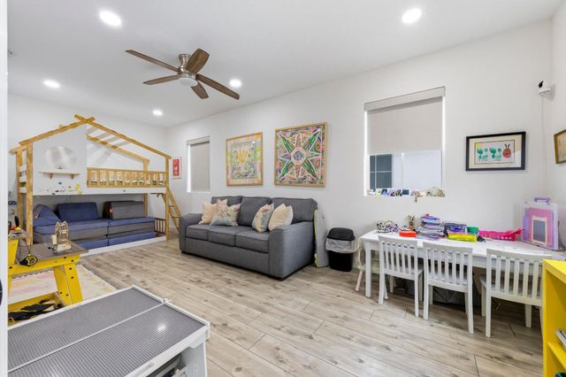 981 Mill Creek Drive, Palm Beach Gardens, FL 33410