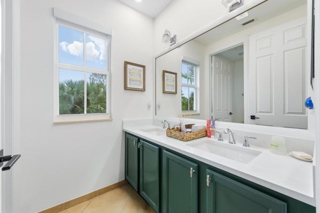 981 Mill Creek Drive, Palm Beach Gardens, FL 33410