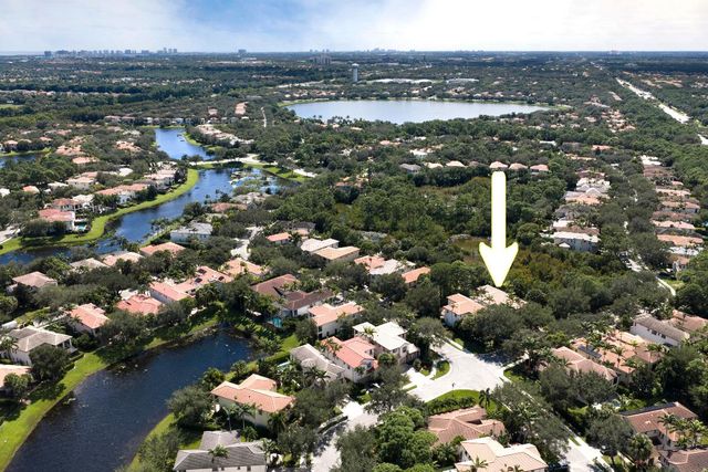 981 Mill Creek Drive, Palm Beach Gardens, FL 33410