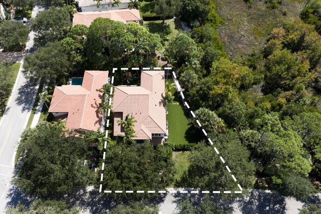 981 Mill Creek Drive, Palm Beach Gardens, FL 33410