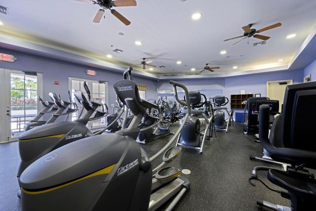 981 Mill Creek Drive, Palm Beach Gardens, FL 33410