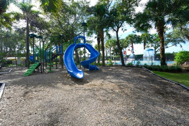 981 Mill Creek Drive, Palm Beach Gardens, FL 33410