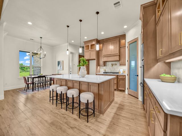 120 Turtle Back Ridge, Decatur, TX 76234