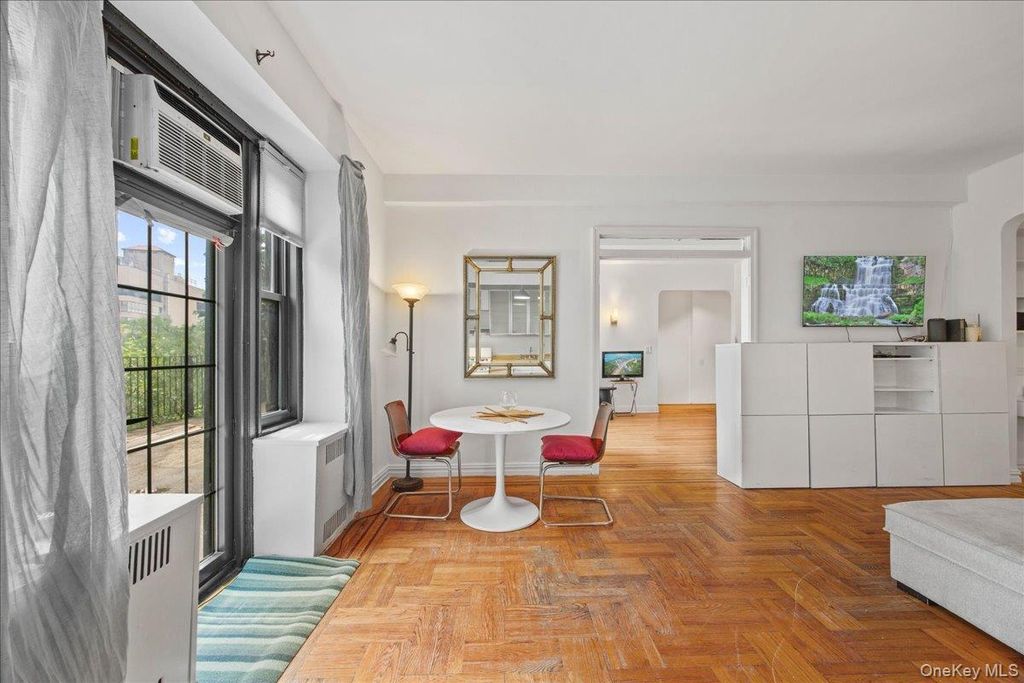 50 Park Terrace E 1LM, New York (manhattan), NY 10034 — photo 3