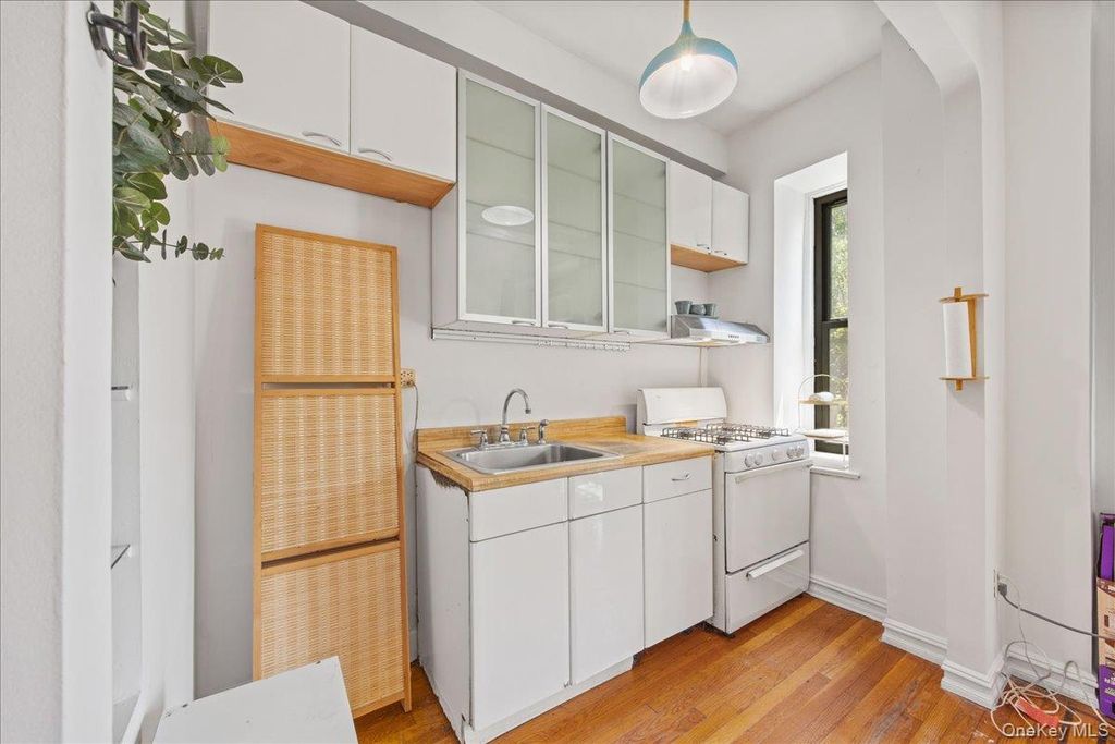 50 Park Terrace E 1LM, New York (manhattan), NY 10034 — photo 4