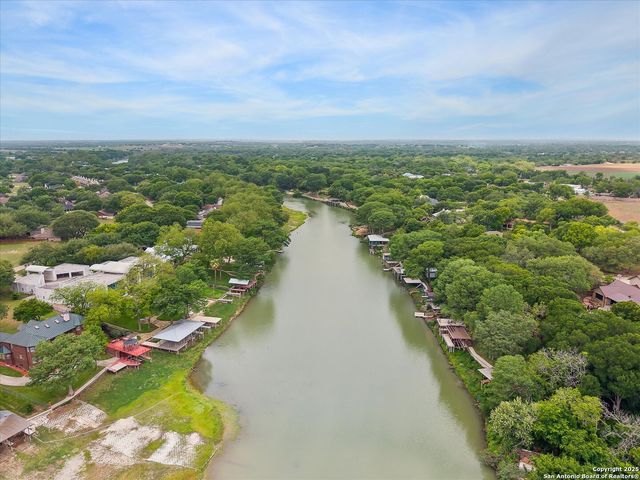 640 Woodlake, Mcqueeney, TX 78123