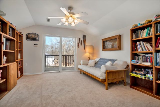 16116 Pin Oak Road, Fayetteville, AR 72704