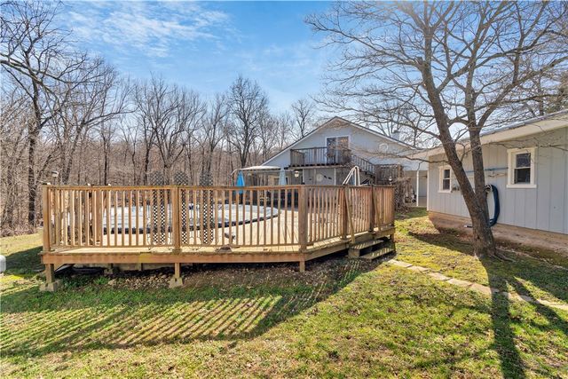 16116 Pin Oak Road, Fayetteville, AR 72704