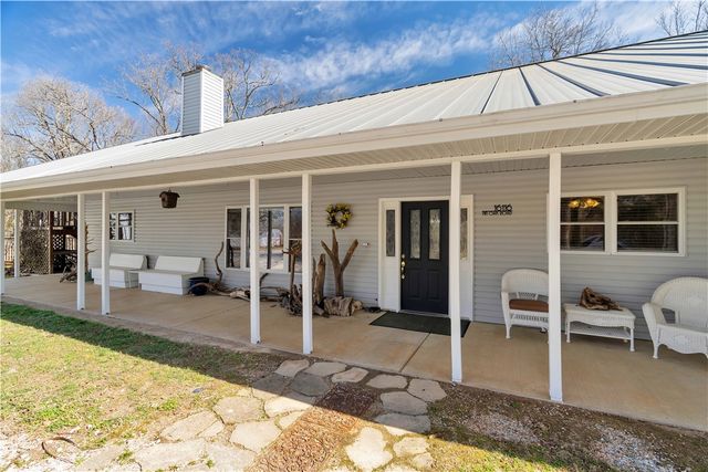 16116 Pin Oak Road, Fayetteville, AR 72704