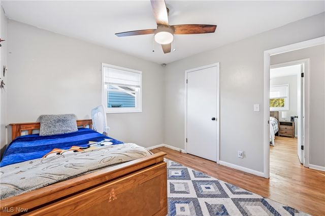 560 Beverly Hills Drive, Youngstown, OH 44505