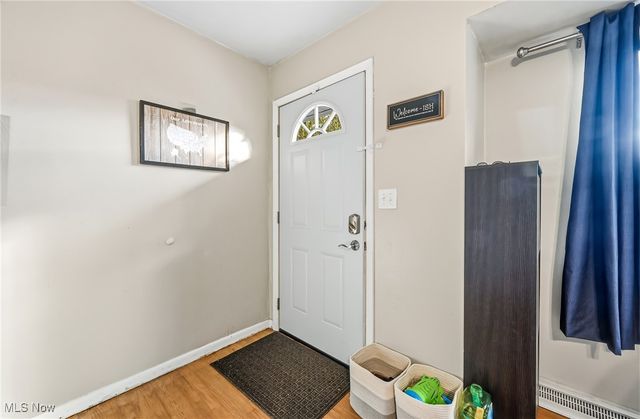 560 Beverly Hills Drive, Youngstown, OH 44505