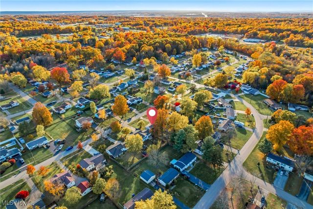 560 Beverly Hills Drive, Youngstown, OH 44505