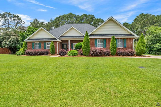 104 Sycamore Road, Kathleen, GA 31047