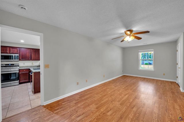 104 Sycamore Road, Kathleen, GA 31047