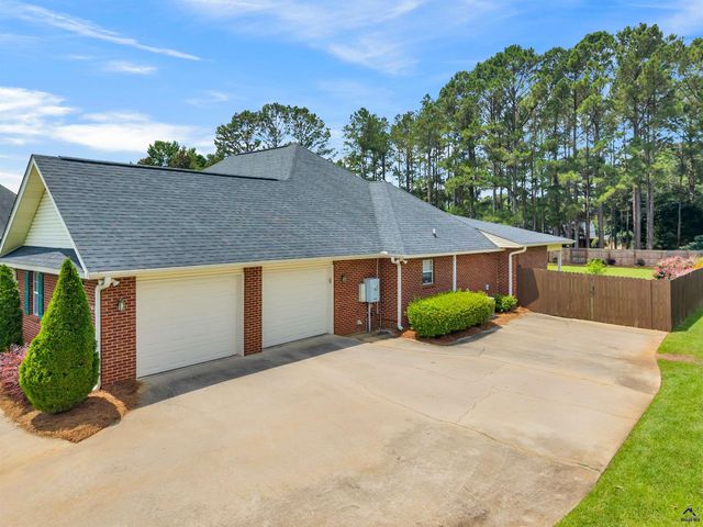 104 Sycamore Road, Kathleen, GA 31047