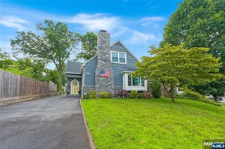 165 Pine Street 2, Hackensack, NJ 07601