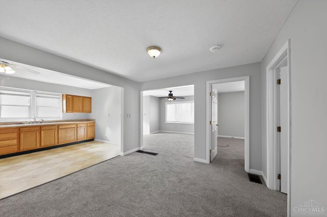 430 Mary Lane, South Lebanon, OH 45065