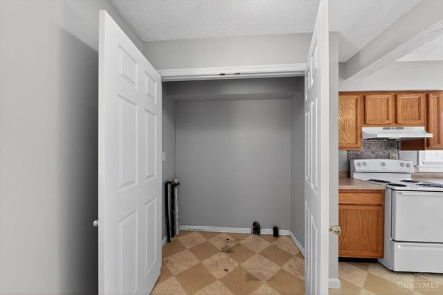 430 Mary Lane, South Lebanon, OH 45065