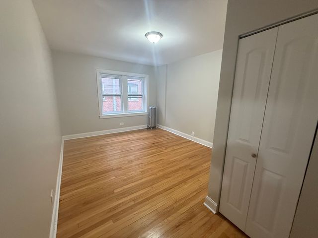 104 Lincoln Avenue 1E, Riverside, IL 60546