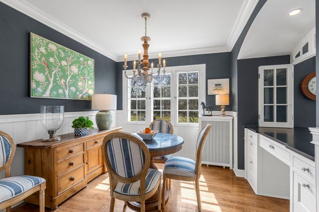 965 Castlegate Court, Lake Forest, IL 60045