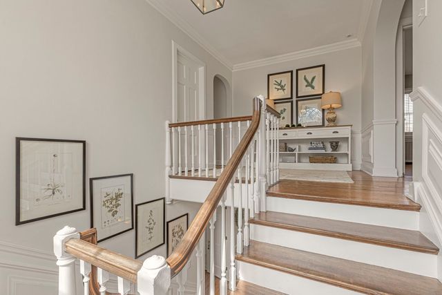 965 Castlegate Court, Lake Forest, IL 60045