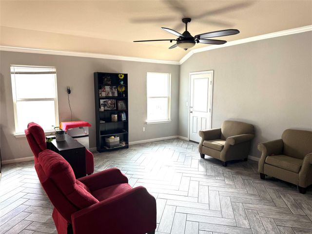 149 Dusky Thrush DR, Kyle, TX 78640