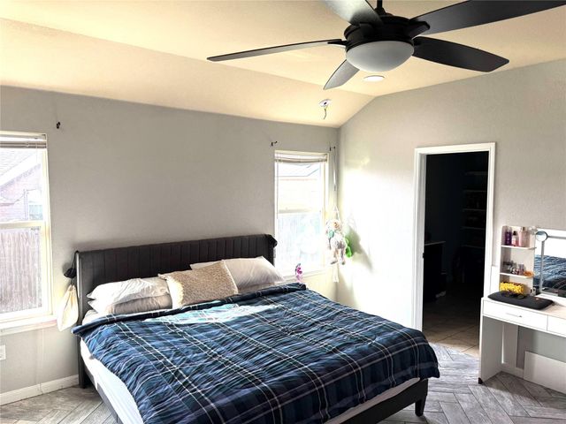 149 Dusky Thrush DR, Kyle, TX 78640